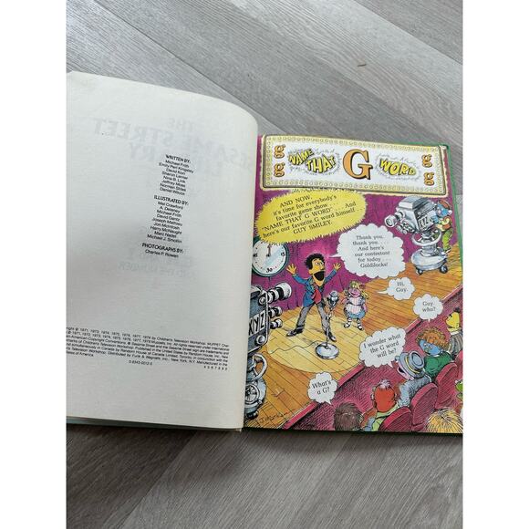 The Sesame Street Library Volume 4 G H I 4 Funk & Wagnalls 1978 0834300125 - Picture 3 of 8